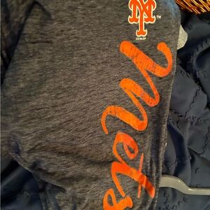 Genuine Merchandise dark grey METS CAPRI’S